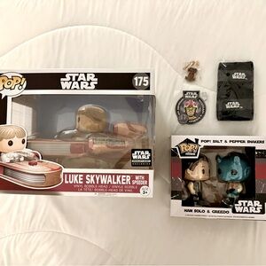 STAR WARS Smuggler’s Bounty Exclusive: 40th Anniversary Box